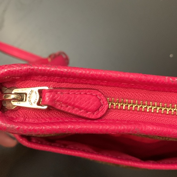 Coach F34938 signature file crossbody brown/khaki/pink and gold metal - Picture 9 of 9